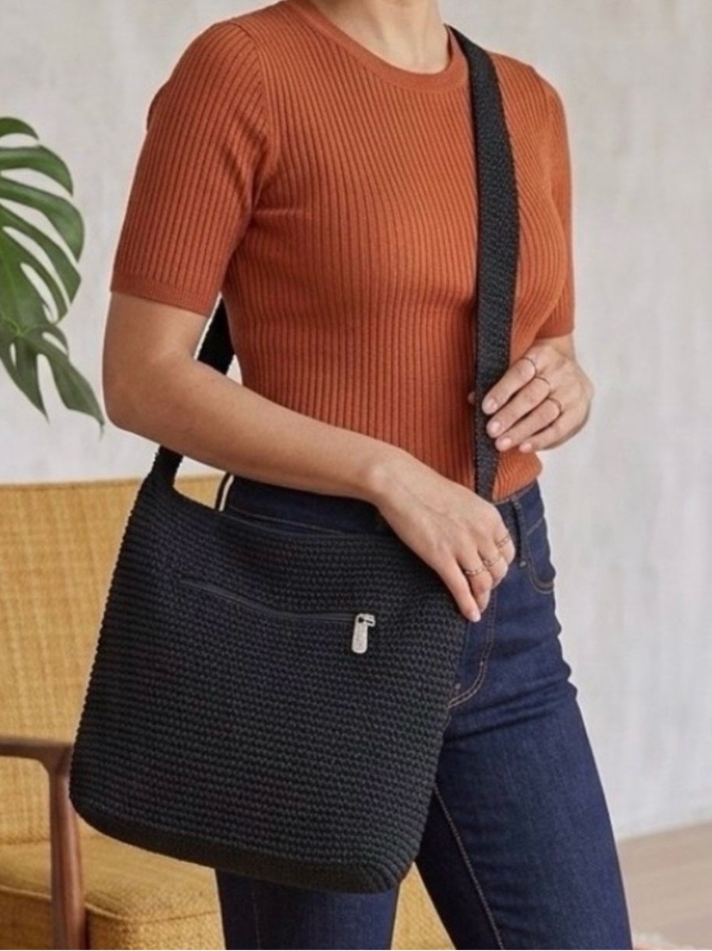 The Sak Classic Black Hand-Crocheted Shoulder Bag Minimalist 9 x 12 EUC